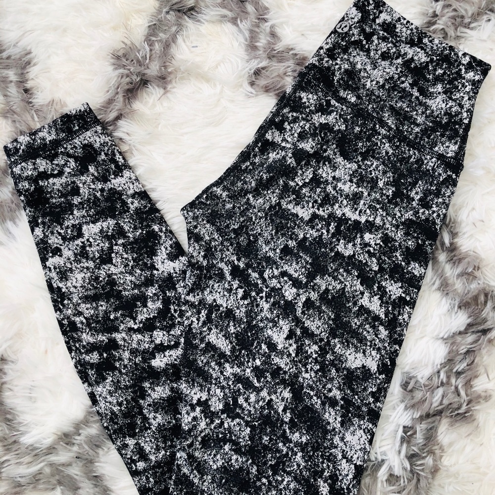 Lululemon 25” High Rise